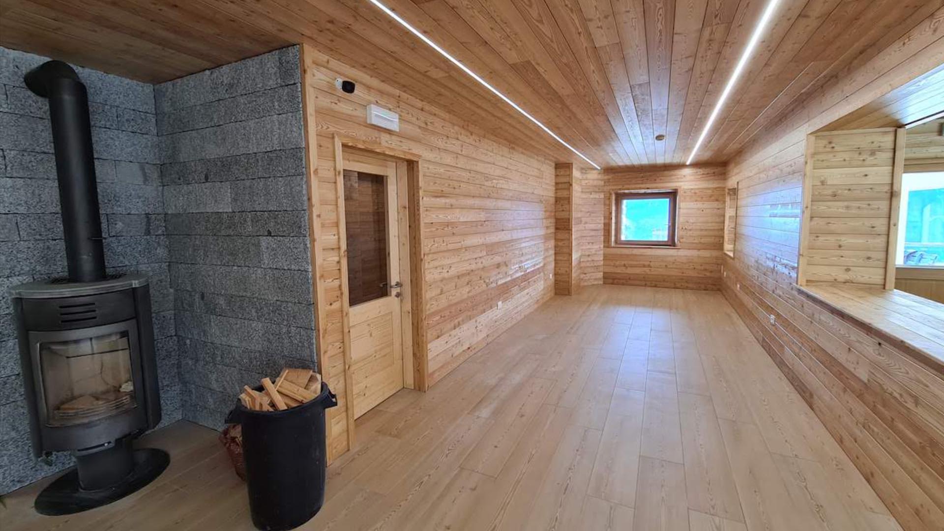 Nuovo look per il rifugio Mandrone