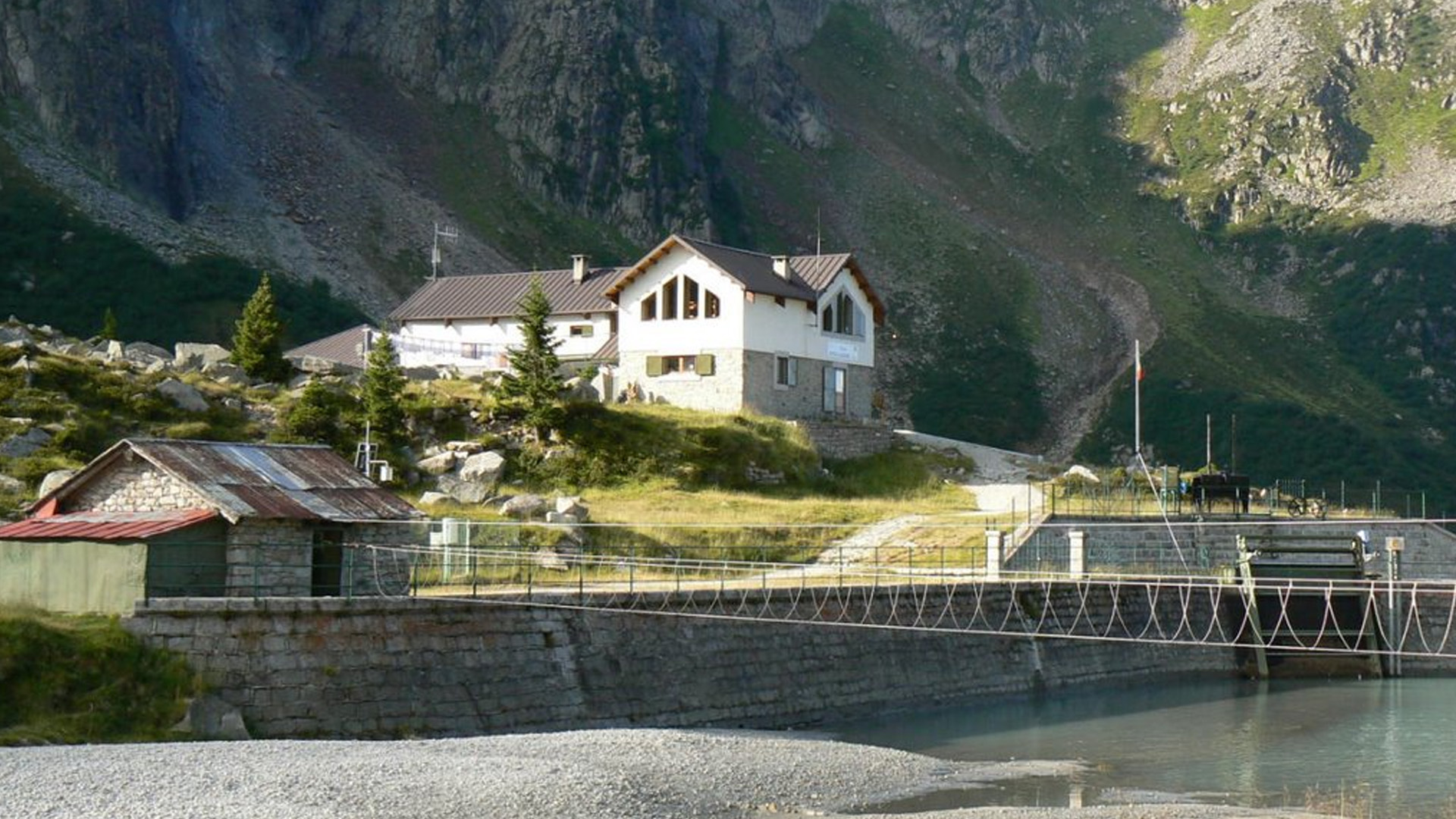 Passo CAI fa tappa al Rifugio Lissone