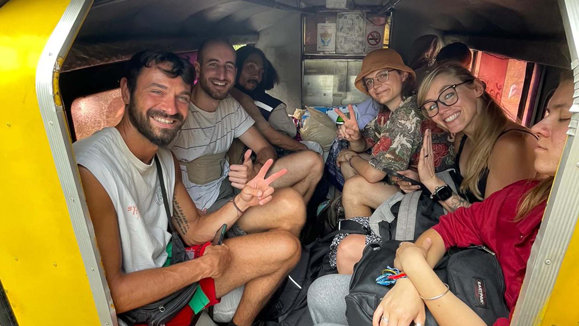 Alessio ”in Asia ho scoperto che basta poco per essere felici”