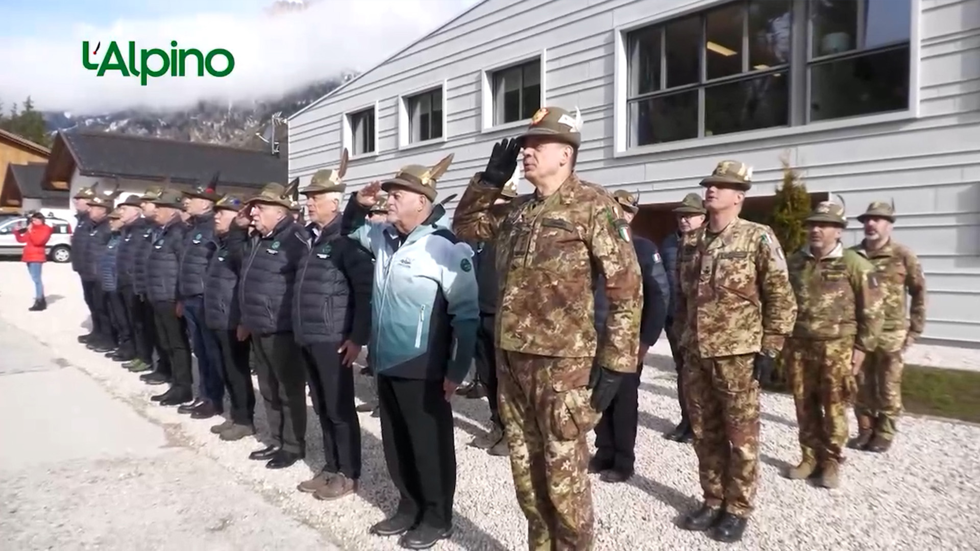 L’Alpino – I vertici dell’ANA agli ”Alti Comandi”