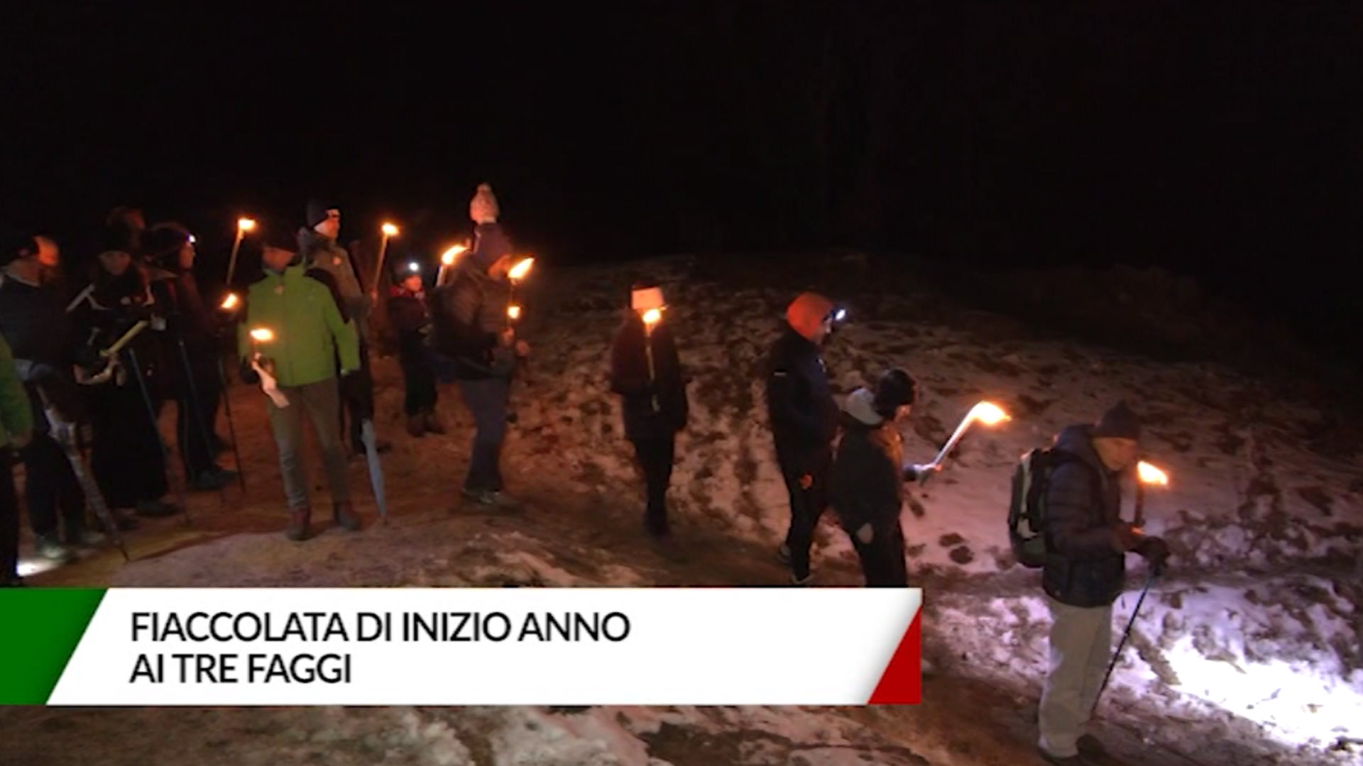 L’Alpino – Fiaccolata di inizio anno ai tre Faggi