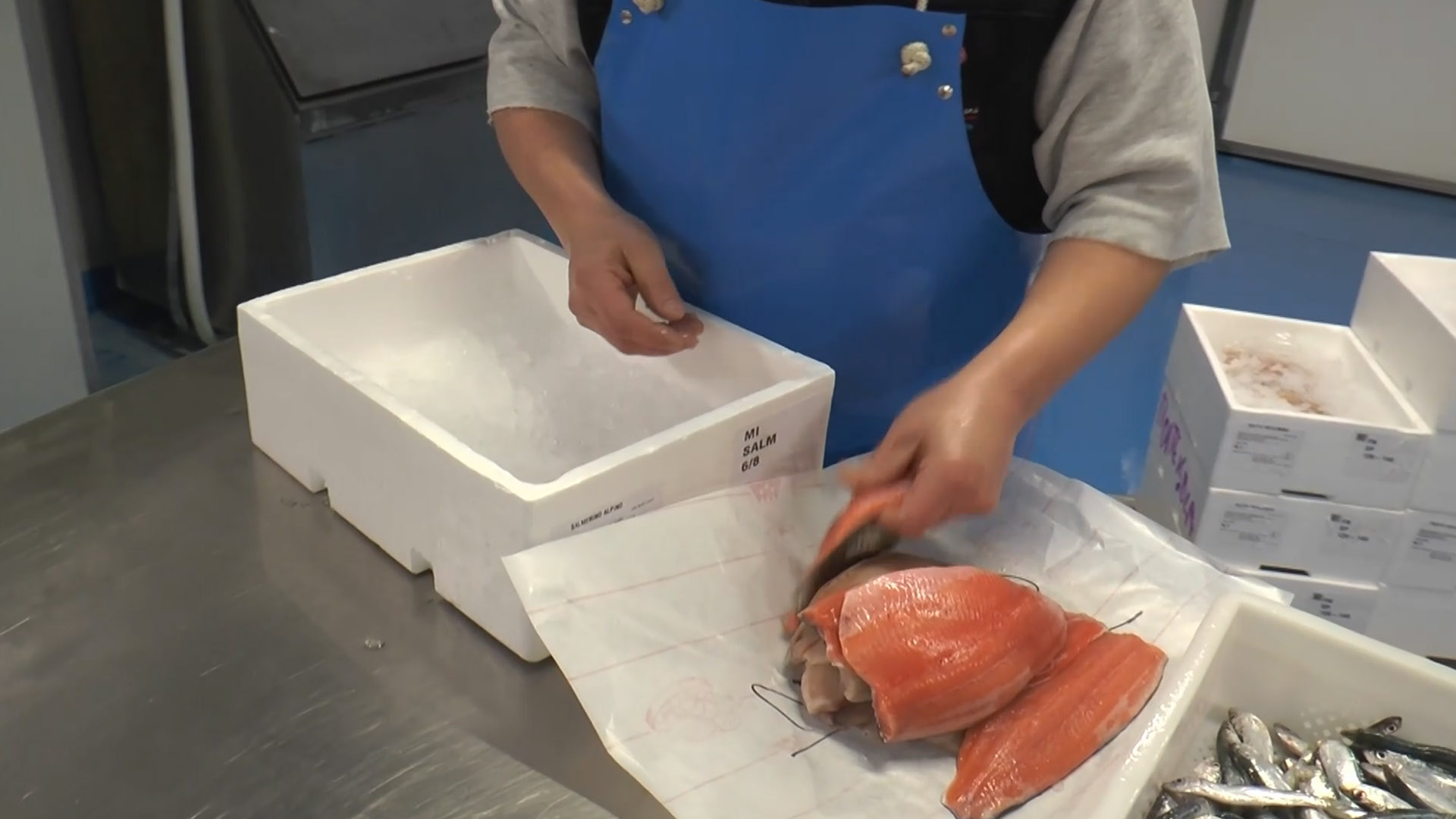 Da Monte Isola alla Franciacorta, sveglia alle 3 per vendere il pesce
