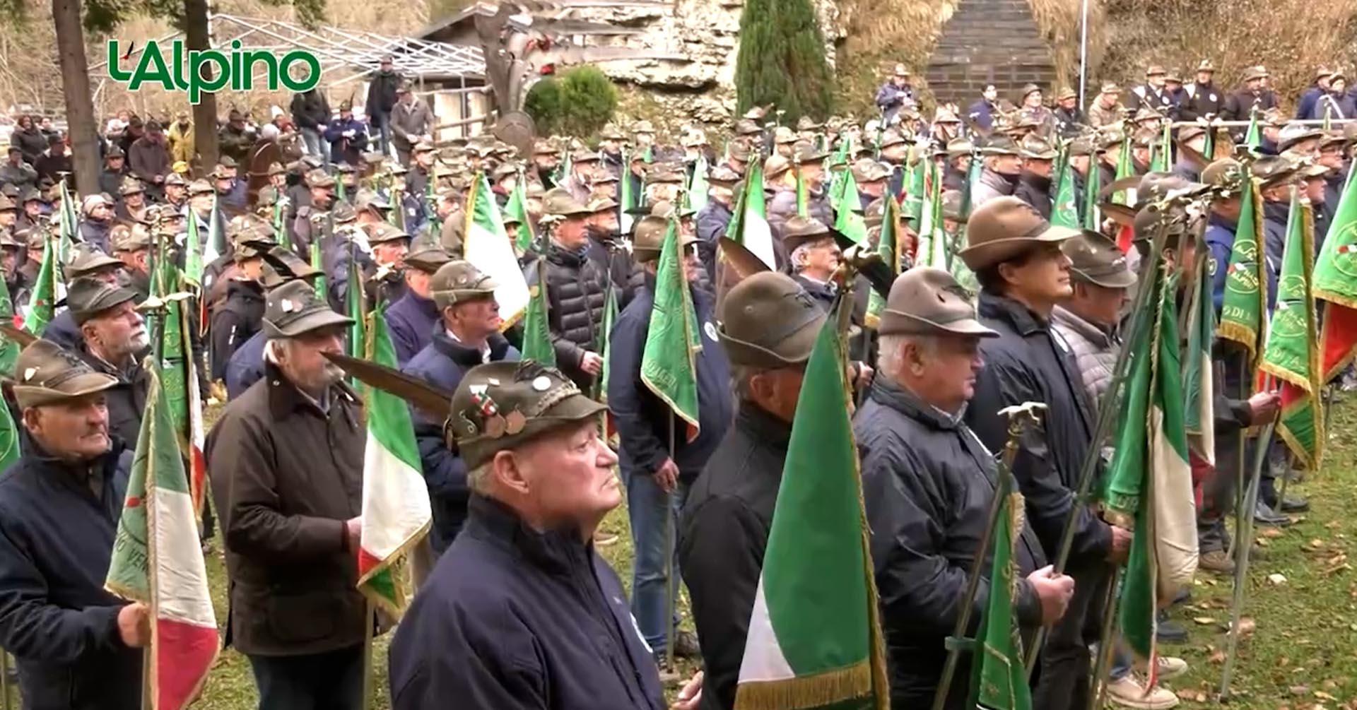 L'Alpino - Al Bosco delle Penne Mozze la veglia degli Alpini
