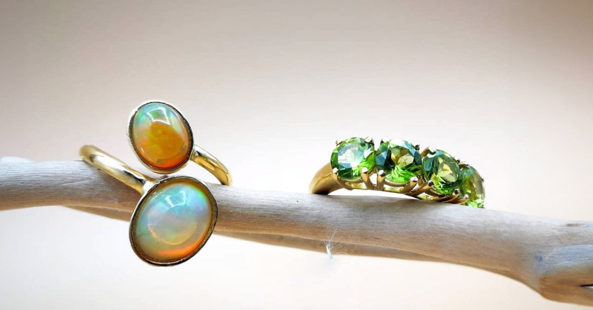 Una piccola bottega per l'artigiana dei gioielli