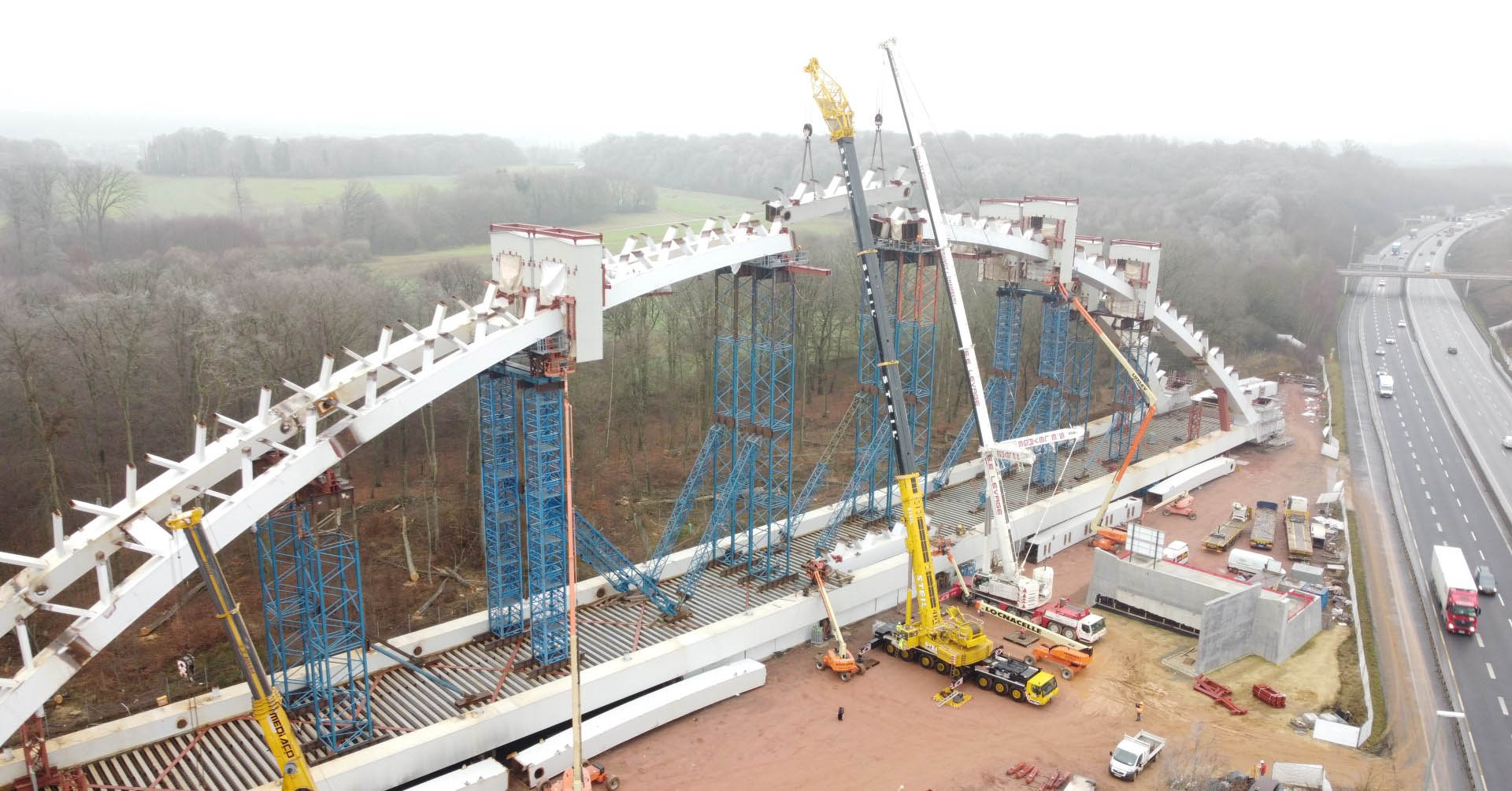 Simi, la messa in posa della carpenteria pesante