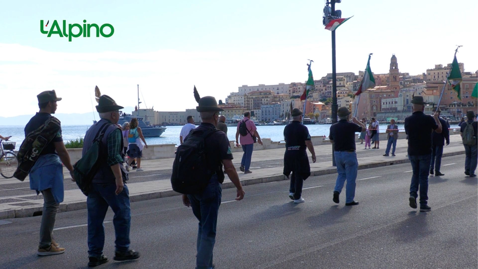 L'Alpino - 4° Raggruppamento a Gaeta