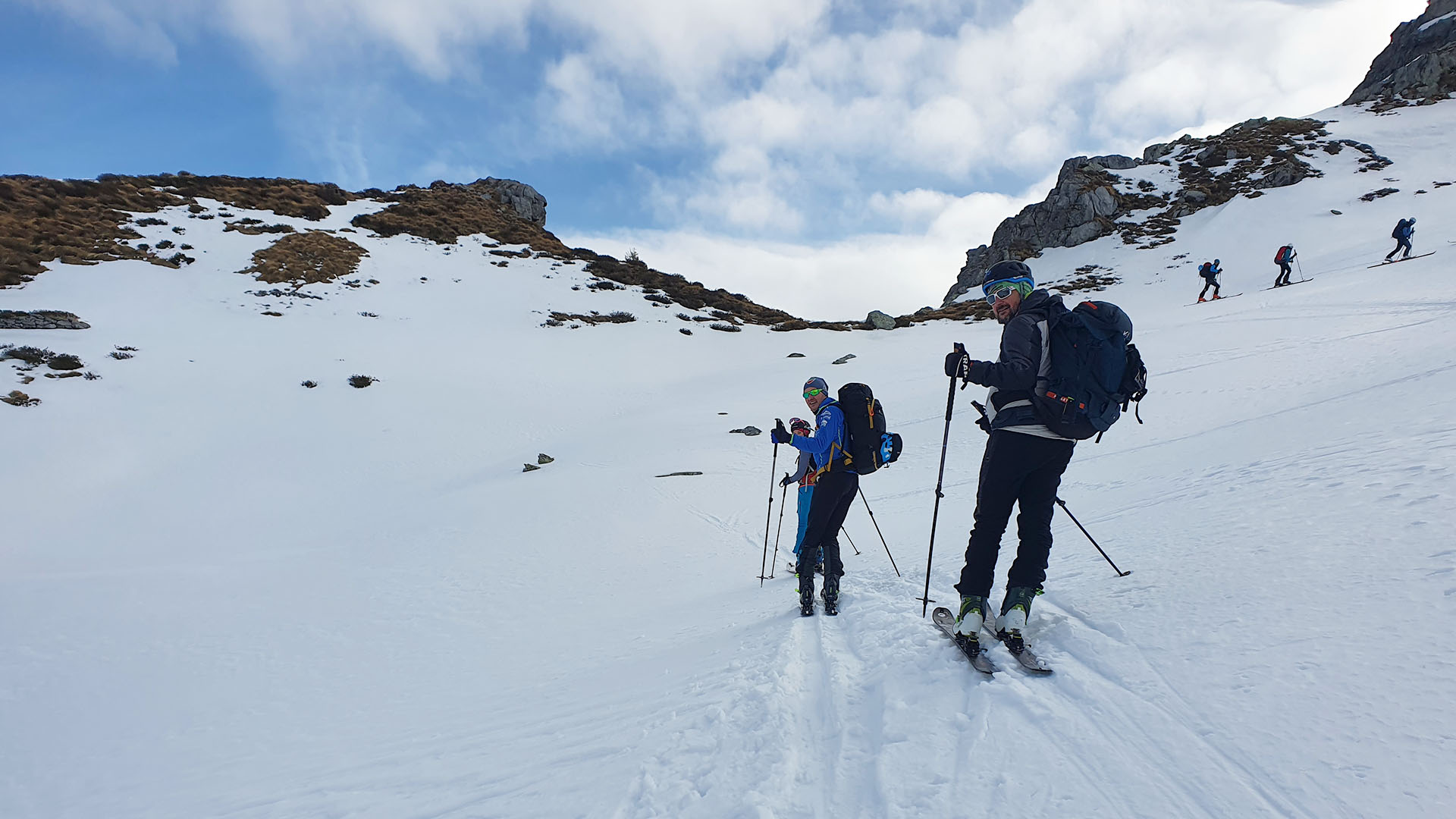 Passo Cai: le emozioni dello scialpinismo con Ivan Fedriga nonostante la poca neve