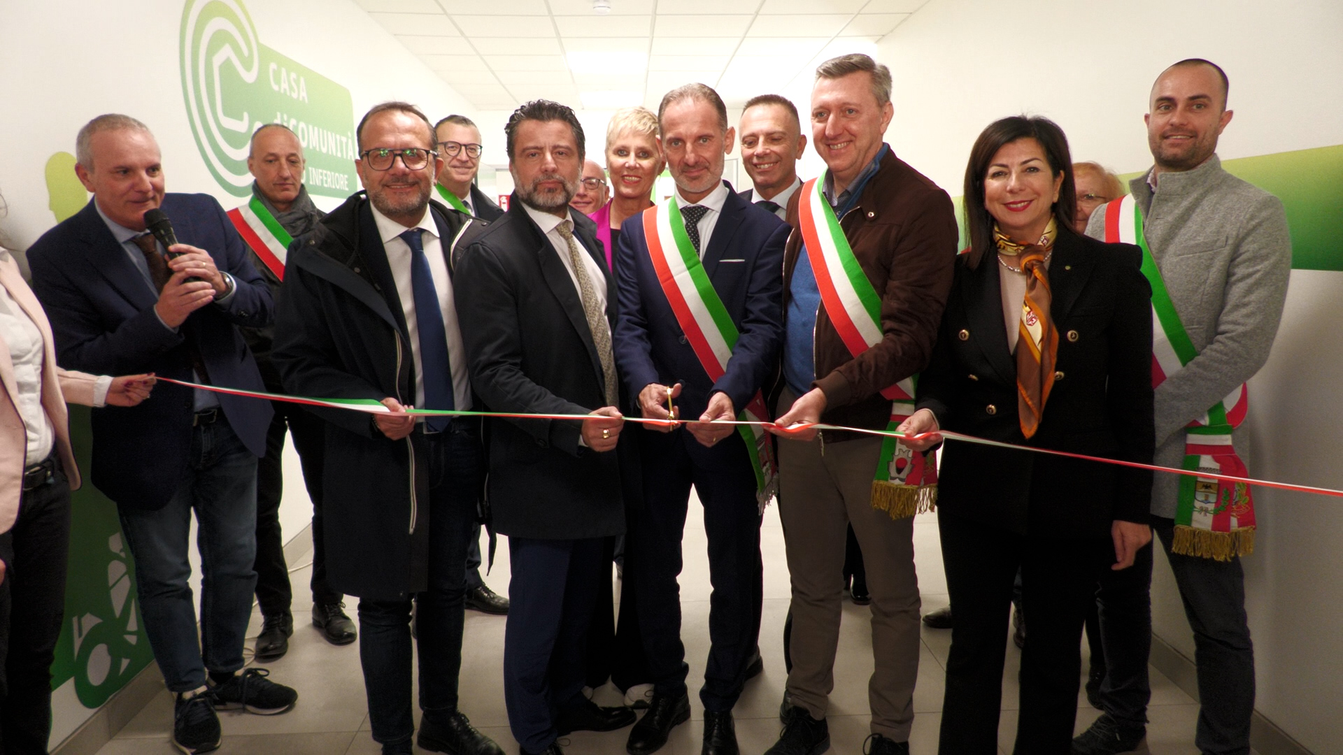 Inaugurata la casa di comunità. Servizi (di base e specialistici) per 16mila abitanti