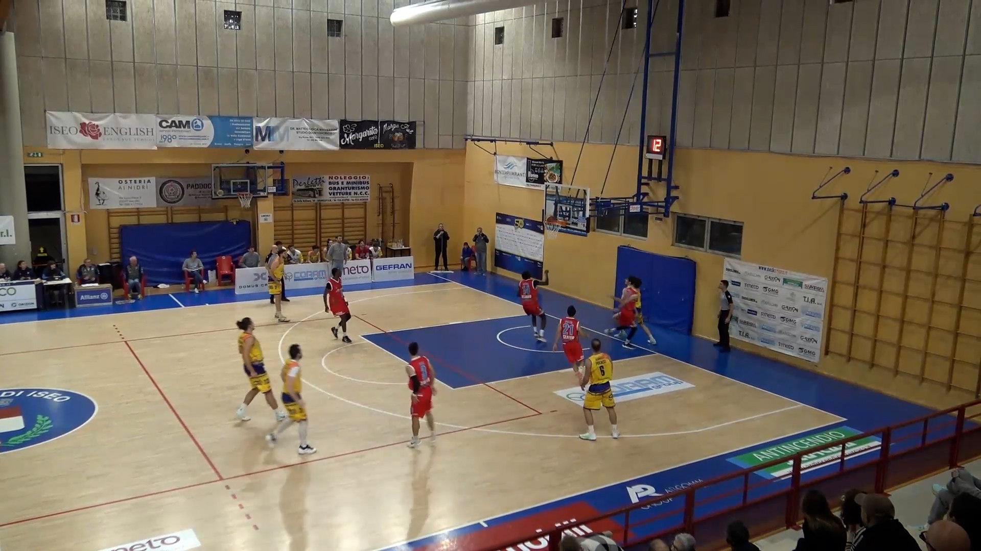 Basket Iseo alla quinta sconfitta. La società conferma Peruchetti