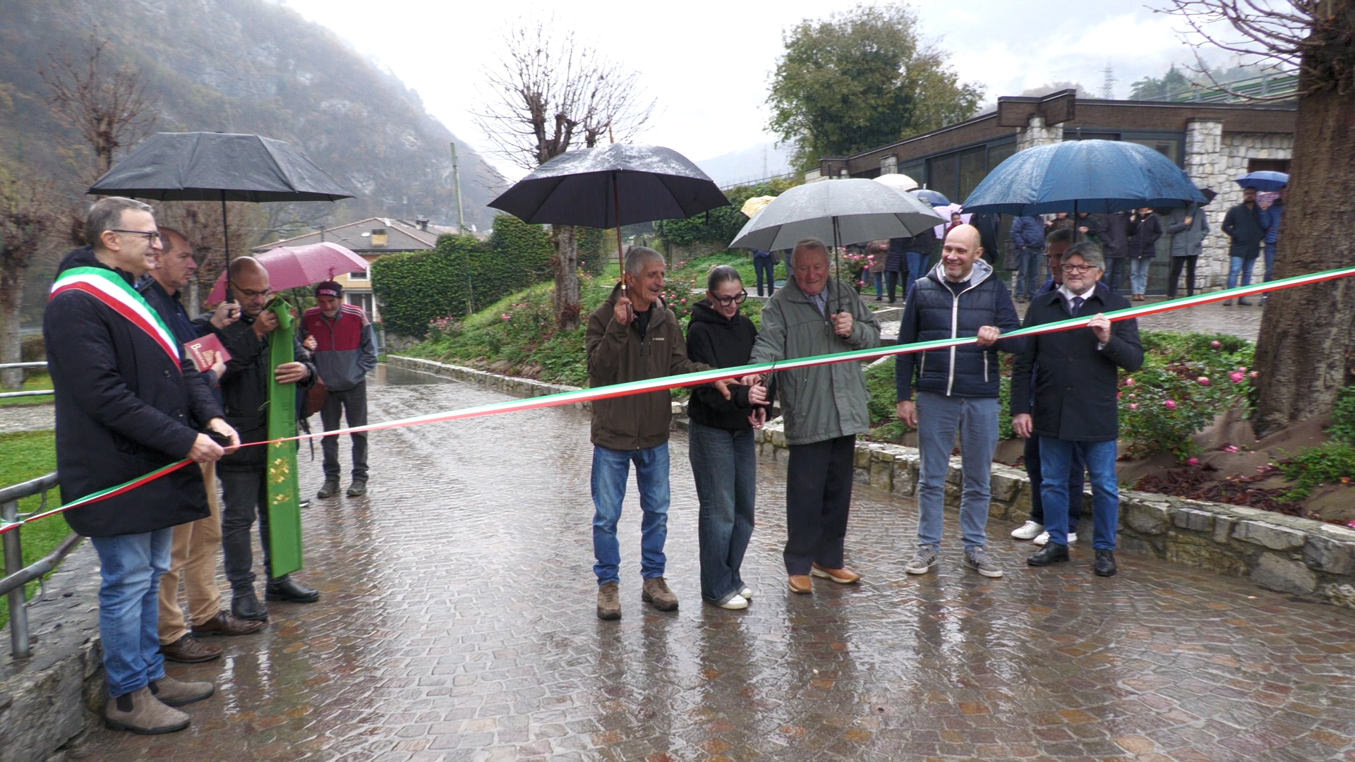 Breno: inaugurati i lavori al Ponte della Madonna