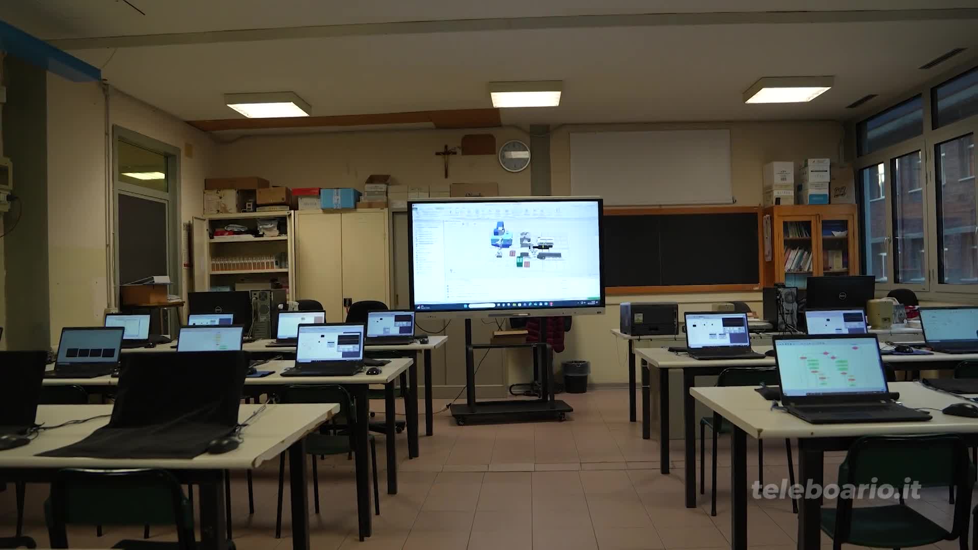 Tassara-Ghislandi, una scuola 