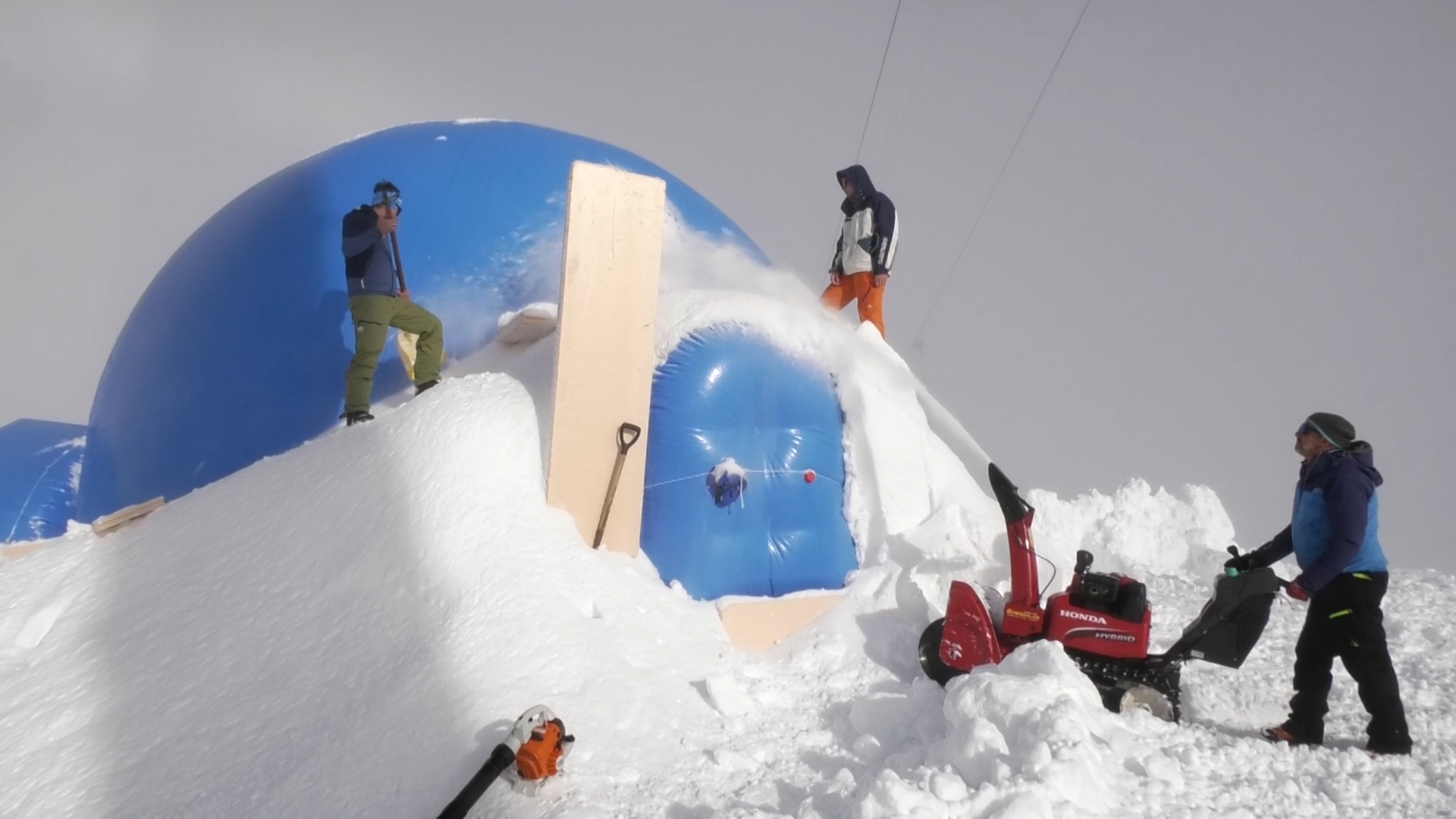 L'igloo di Paradice music prende forma