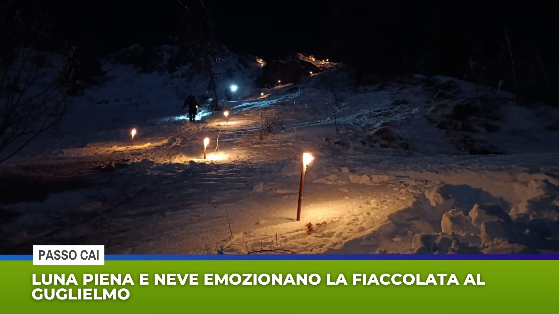 Luna piena e neve emozionano la fiaccolata sul Monte Guglielmo
