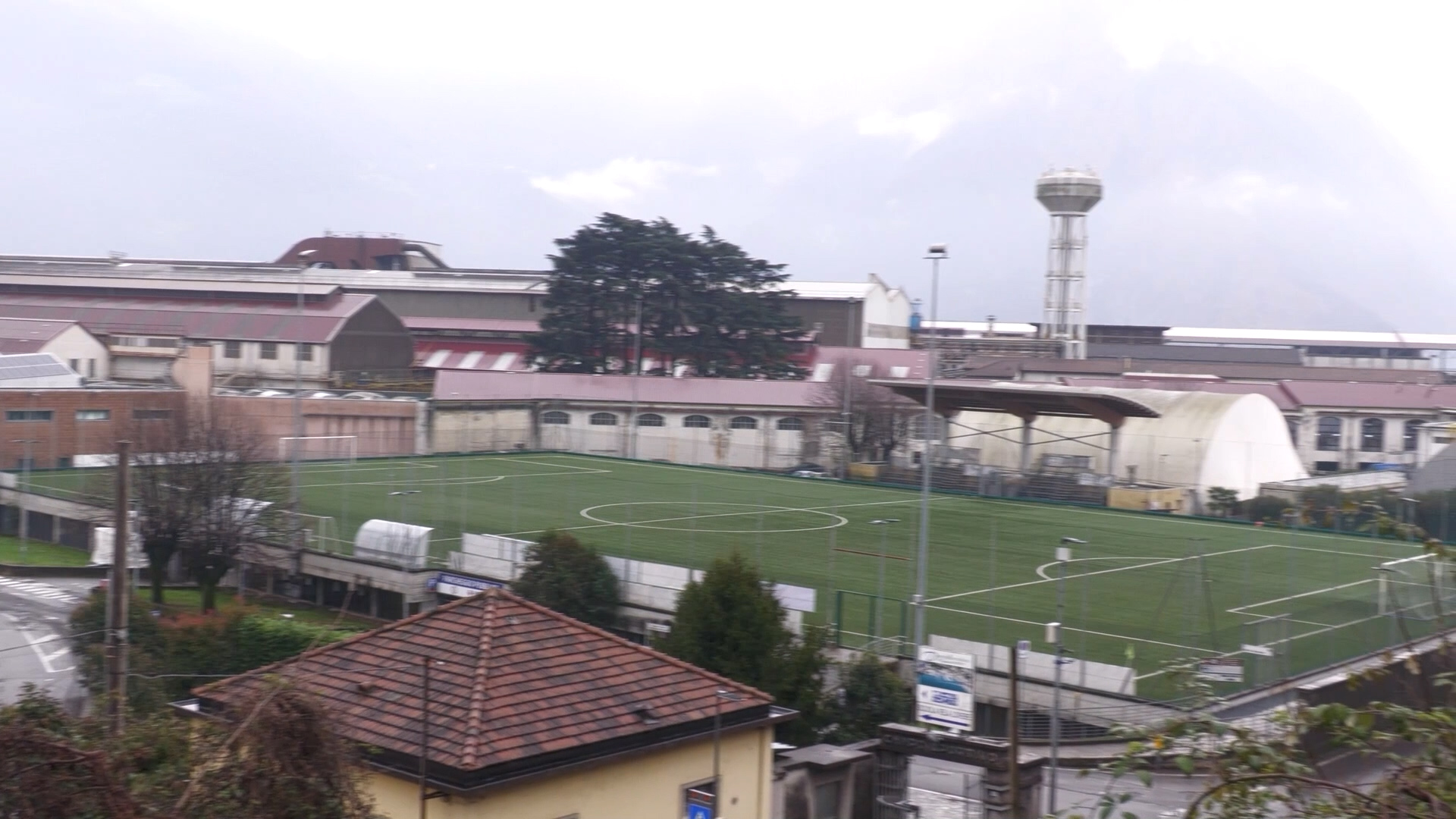 Polemica sui parcheggi per gli operai della Lucchini RS