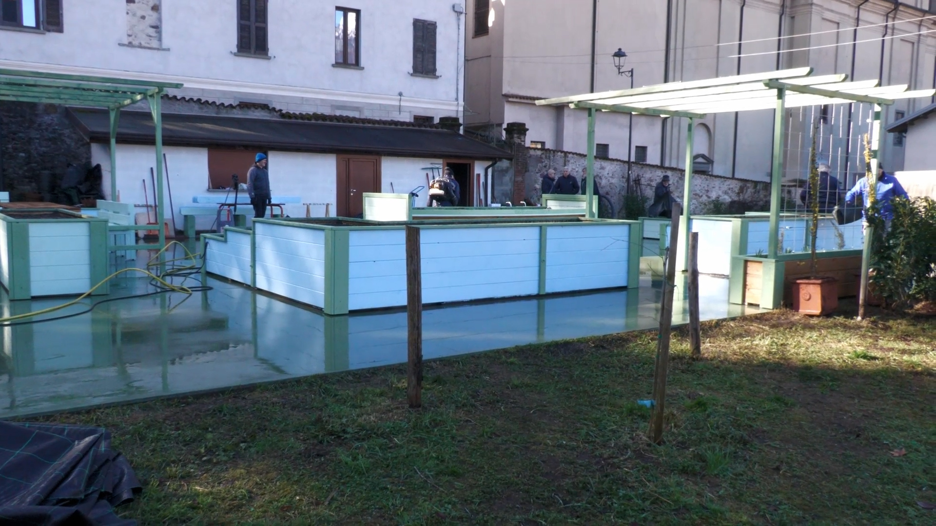 Pisogne, un orto comunitario per gli anziani del paese