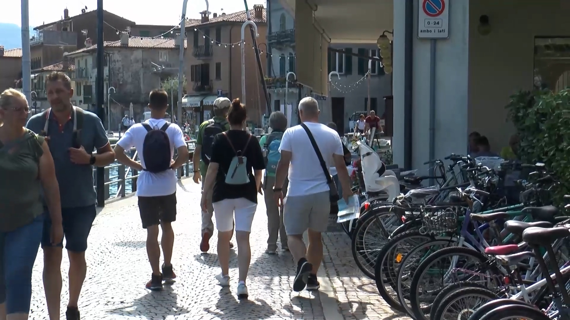 Montisola, stop a bici e monopattini