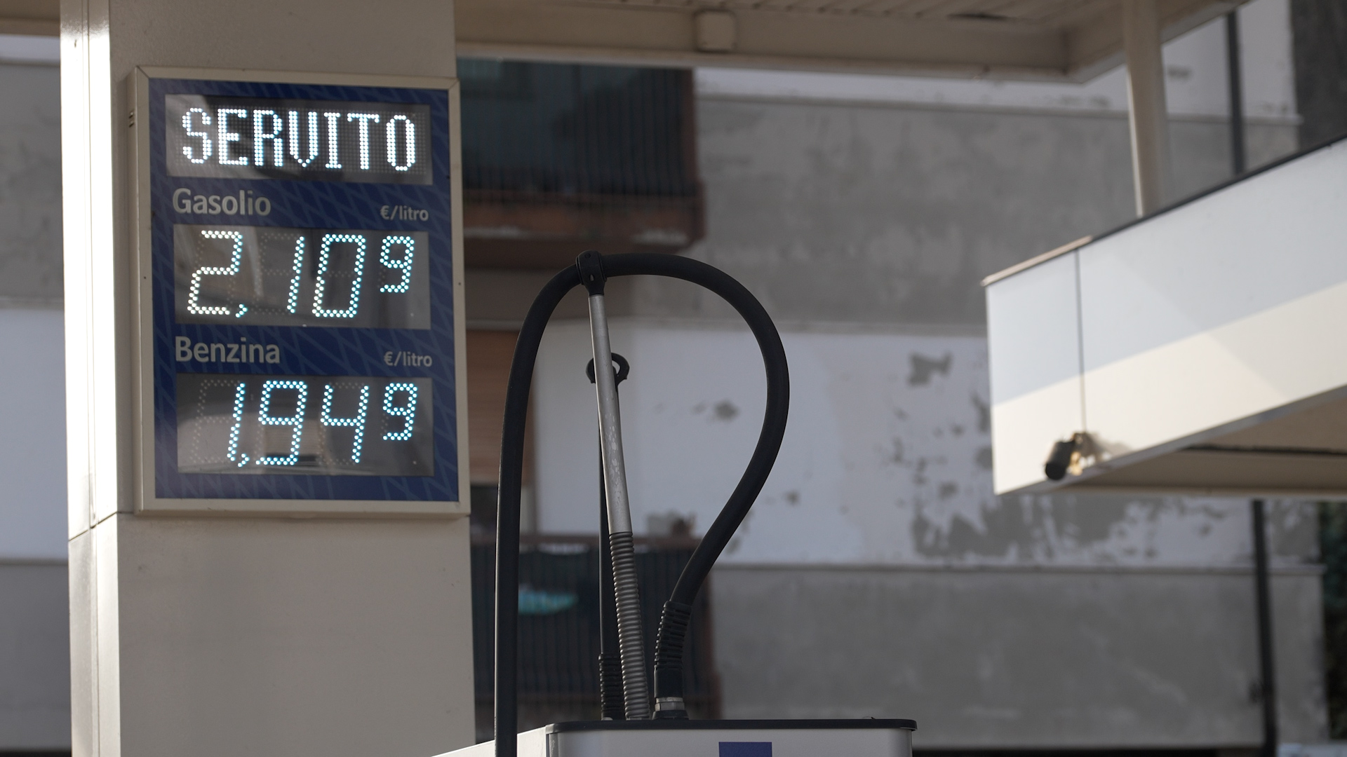 Carburanti, vola il gasolio