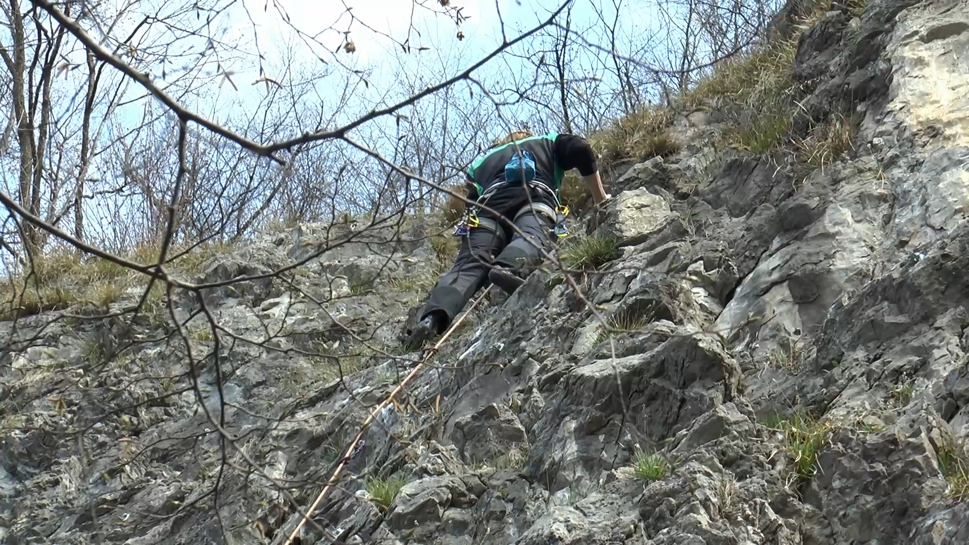 Le falesie del lago incantano gli studenti di Dublino