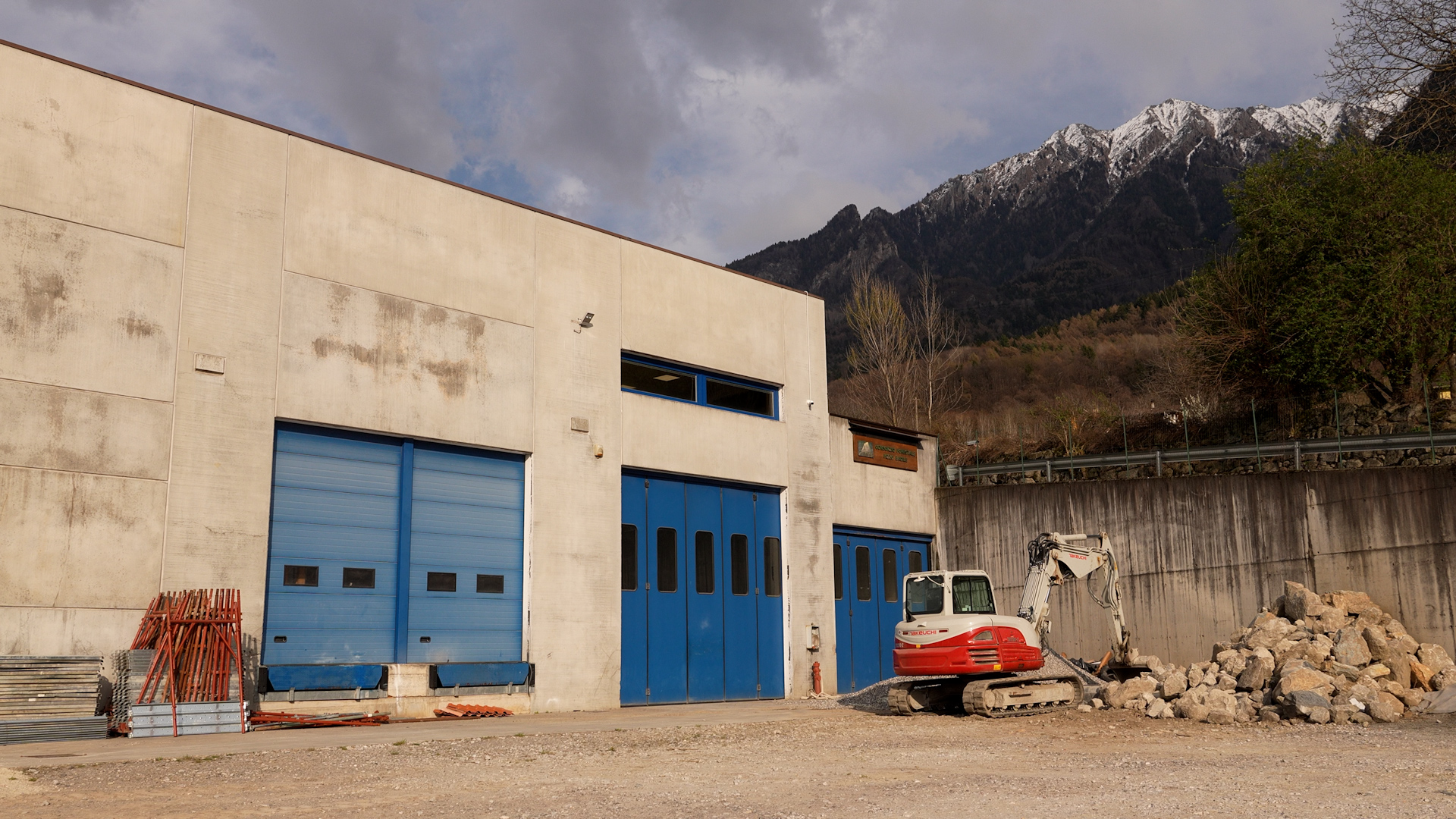 Cambia la sede del consorzio forestale Pizzo Badile