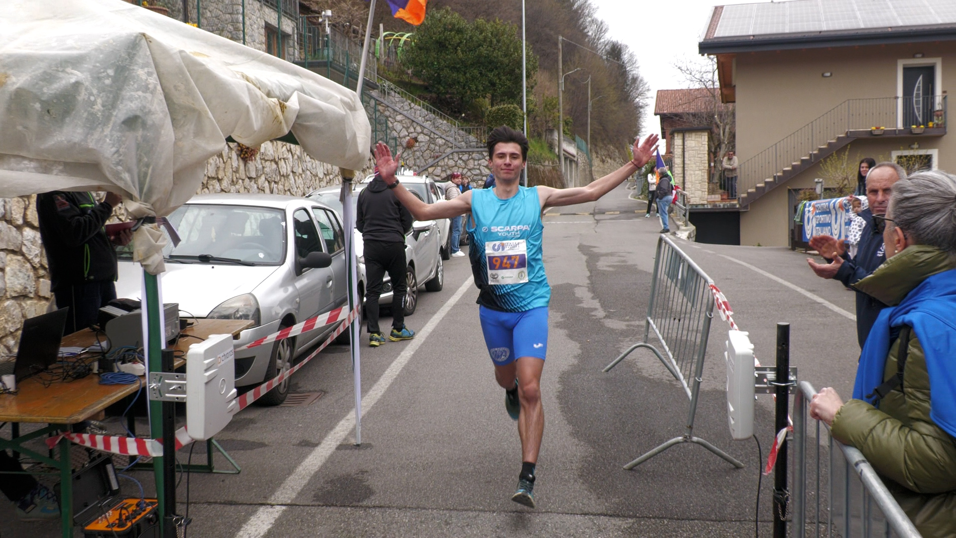 Mathias Mora vince la sesta Corri in Ossimo