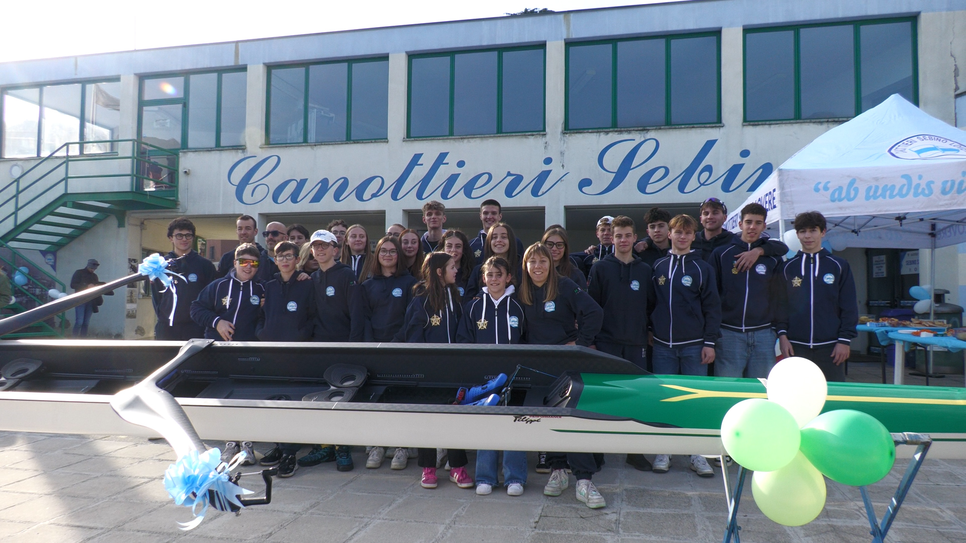 Inaugurato il nuovo due senza della Canottieri Sebino