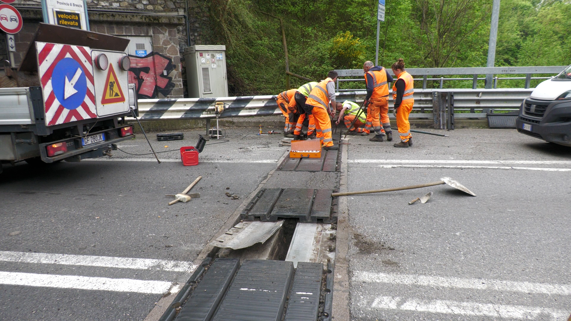 Sp 510, mattinata difficile per la rottura di un giunto