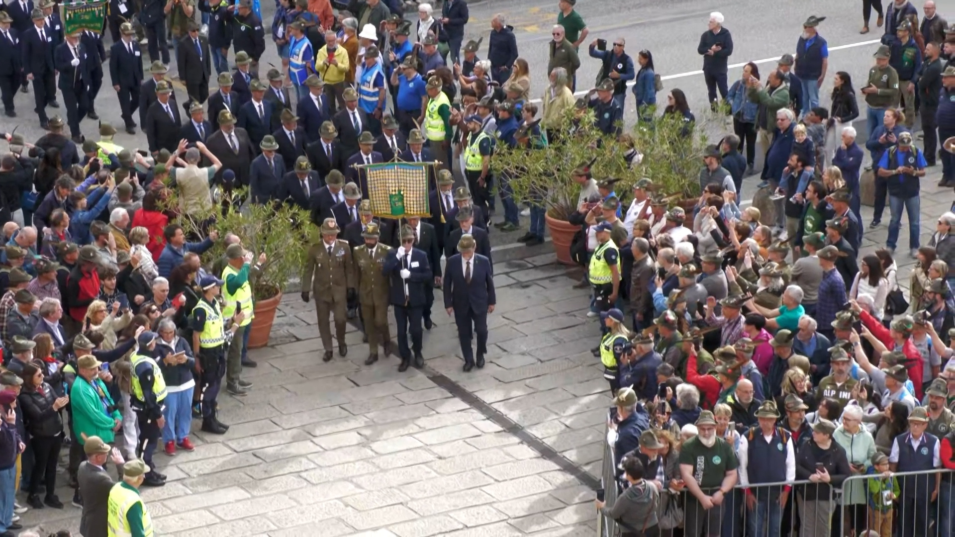 Genova: si alza la marea alpina