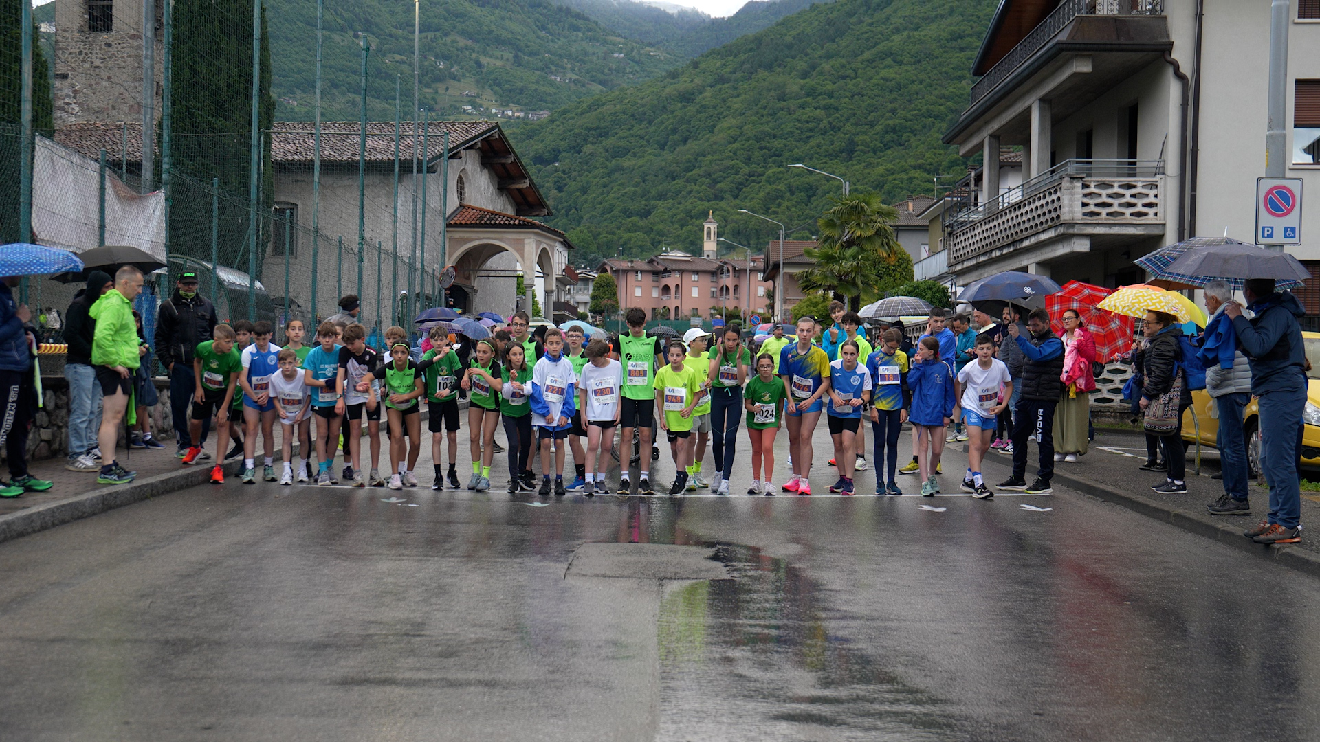 Luca Ronchi e Stefania Cotti Cottini vincono la Camminata Santa Giulia