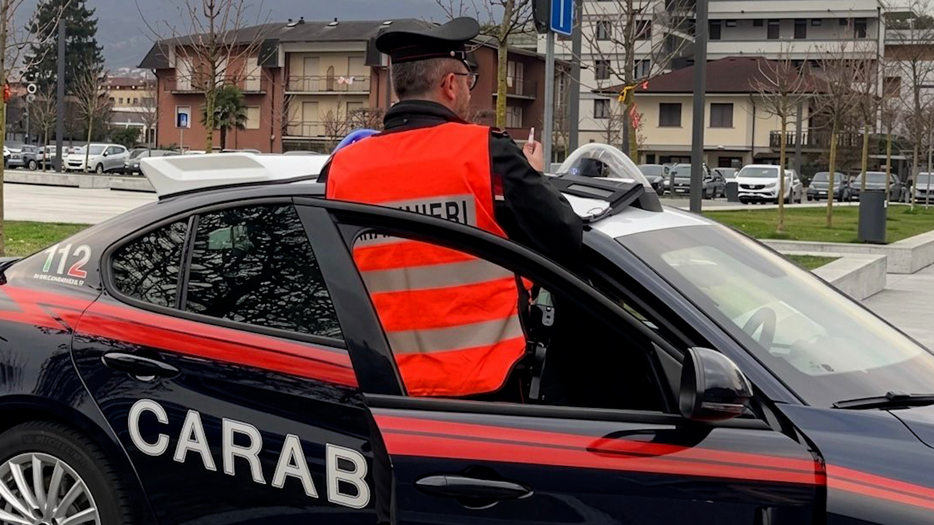 Evade dai domiciliari, arrestato dai carabineri: si era tolto il braccialetto elettronico