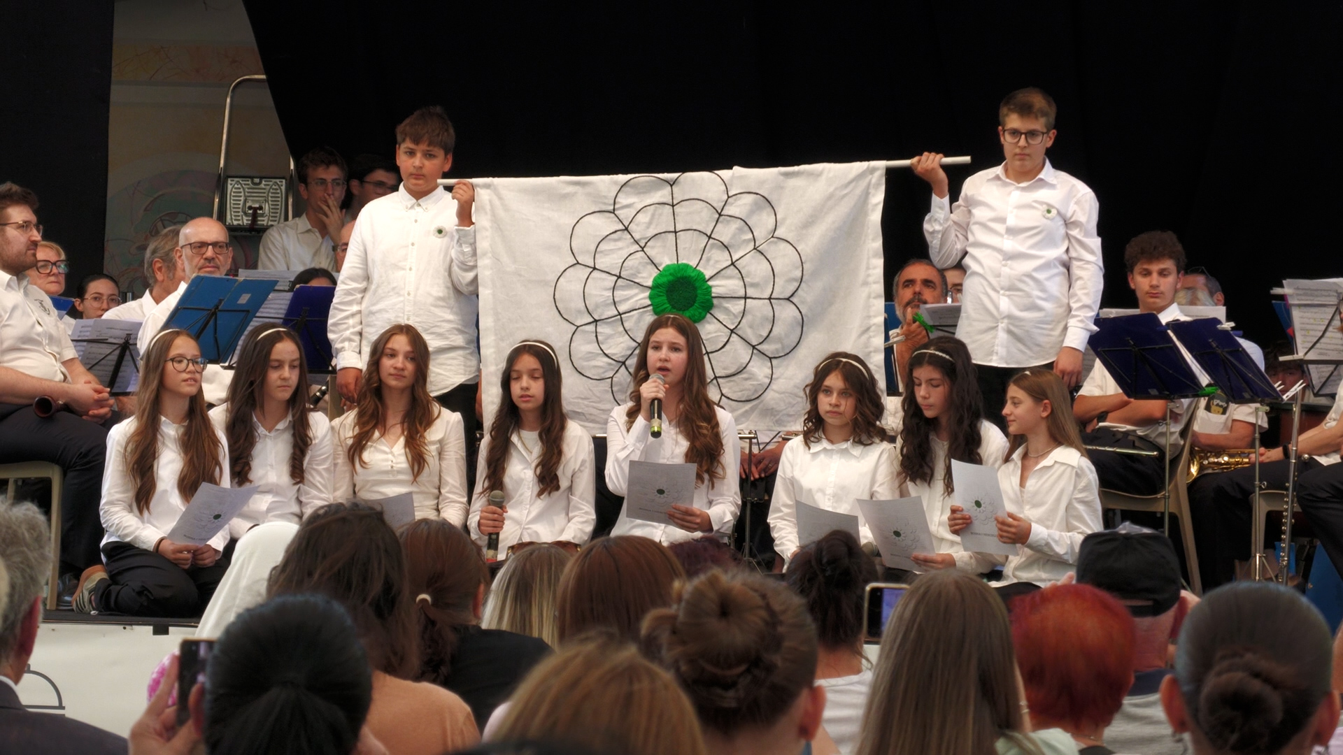Musica, cibo e scambio culturale come strumento di unione tra etnie