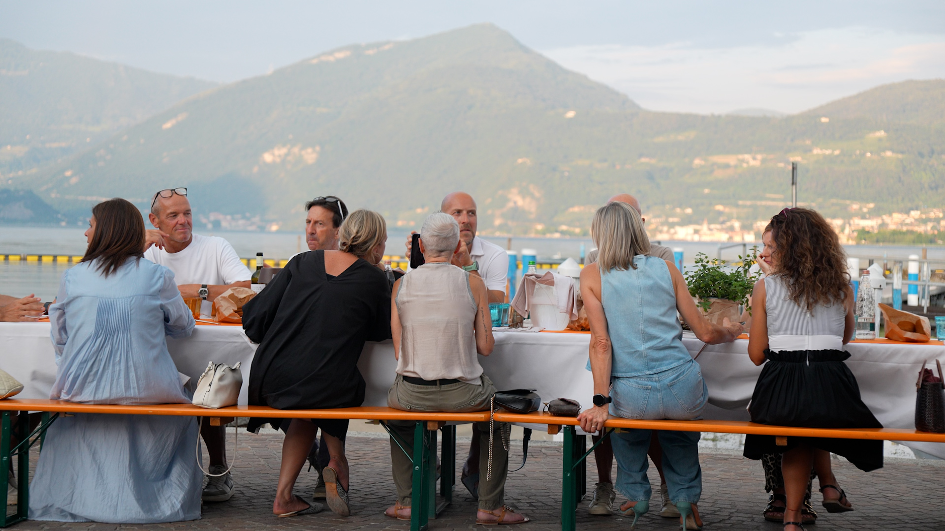 Clusane, 500 buongustai per la cena sul lungolago