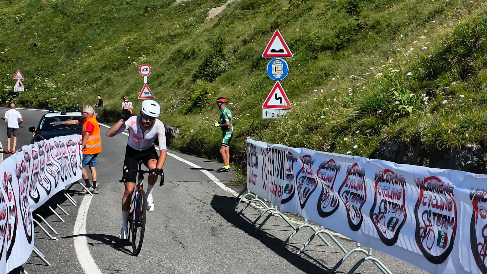 Ciclismo: Simone Capelli trionfa ancora sul Crocedomini