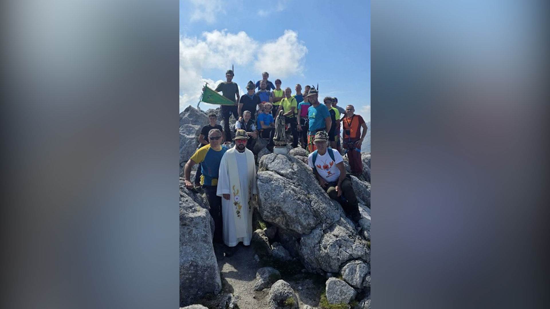 Pizzo Badile: la Madonnina riprende il suo posto