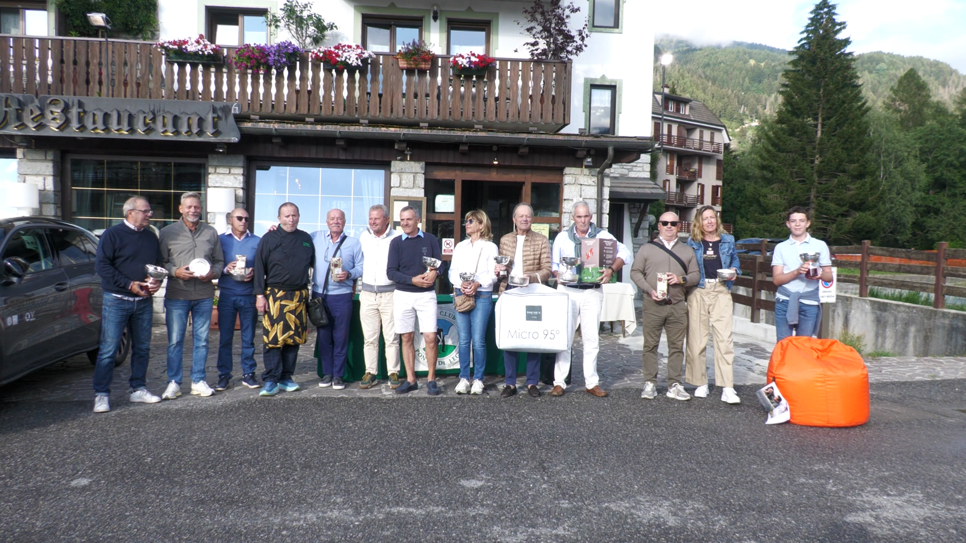 Golf, macchine e cucina a Ponte di Legno