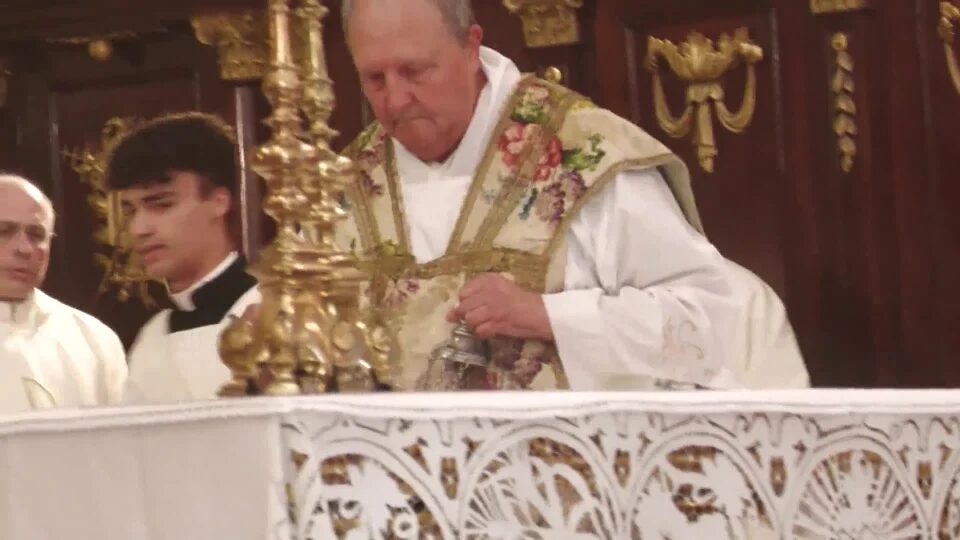 Don Colosio ad Artogne per il 50° di sacerdozio