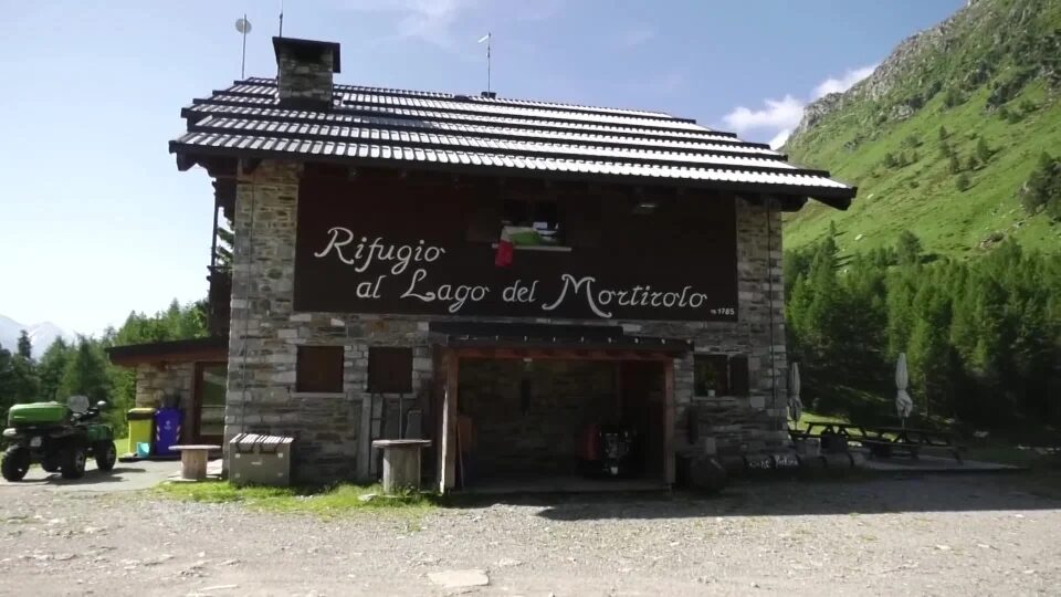 Mortirolo, bando per la gestione del rifugio al lago