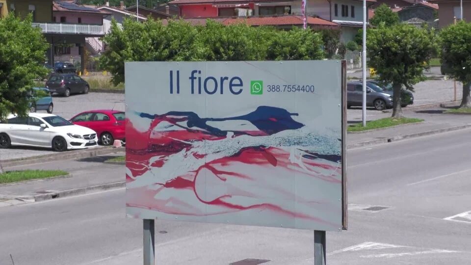 Monica Maffolini chiude il suo negozio di fiori
