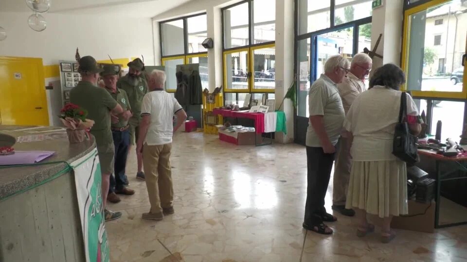Sale Marasino, in festa per i 75 anni degli alpini