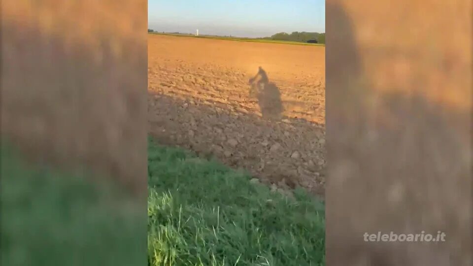 Turista in bicicletta: Raffaele Mariano pedala in ricordo del nonno