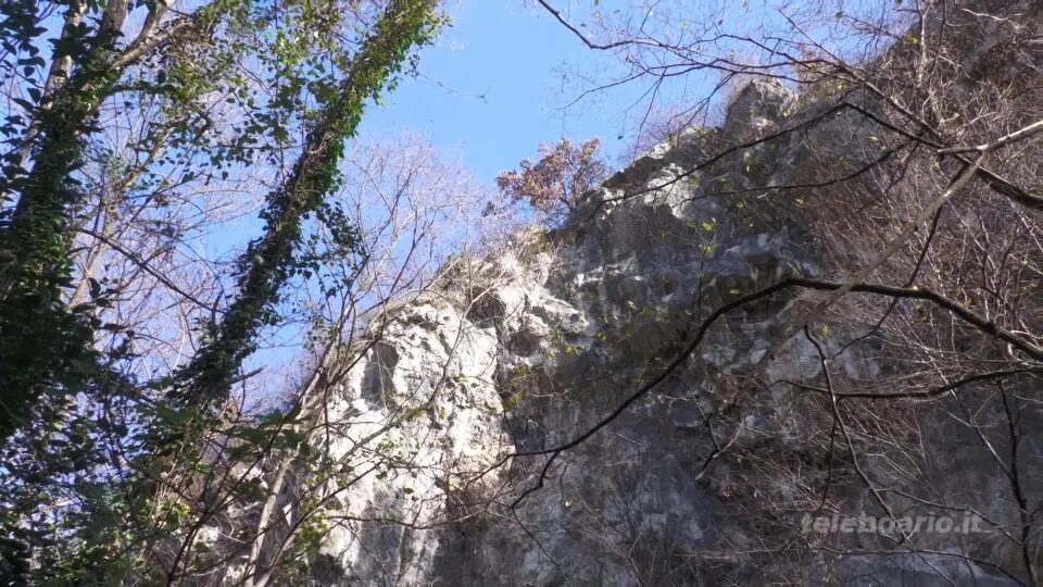 Forra del Tinazzo, crolla l’ingresso