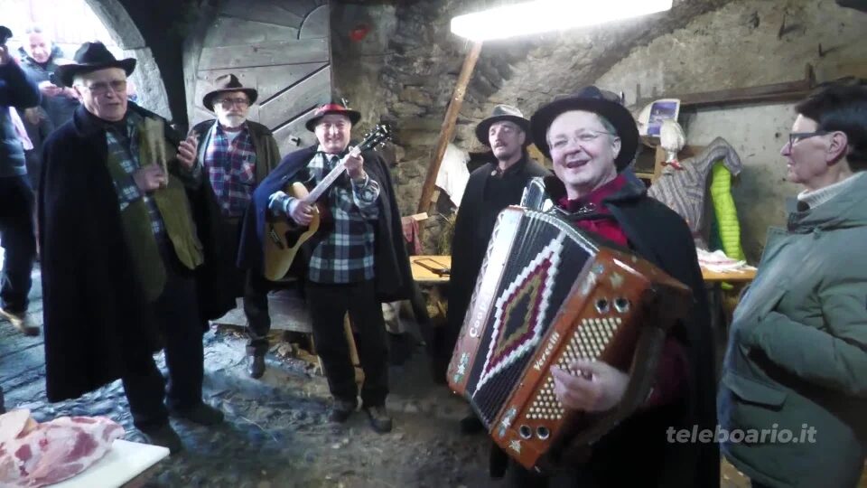 Sagra del porsèl, a Ossimo va in scena la tradizione
