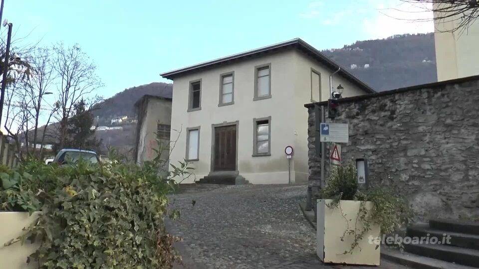 Per finire il teatro, la parrocchia venderà un immobile