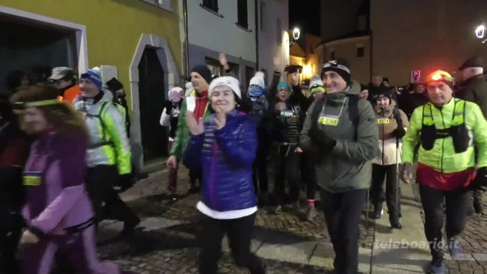 Manca la neve, la storica caspolada diventa una passeggiata