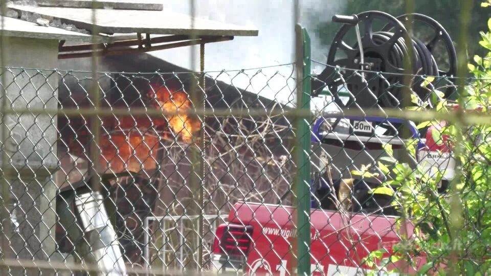 Sacca di Esine: malore durante l’incendio, muore anziano