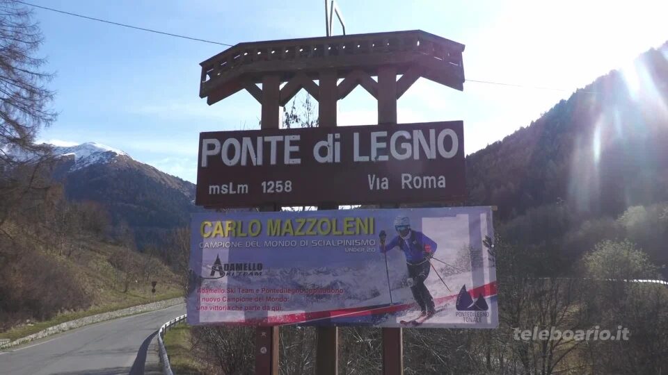 Carlo Mazzoleni sul tetto del mondo nello skialp