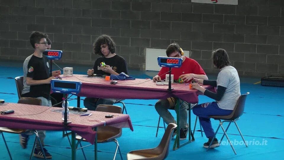 Malegno Mega Open: la sfida del cubo di Rubik