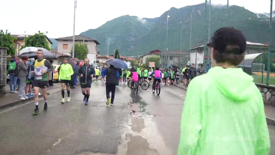 Luca Ronchi e Stefania Cotti Cottini vincono la Camminata Santa Giulia