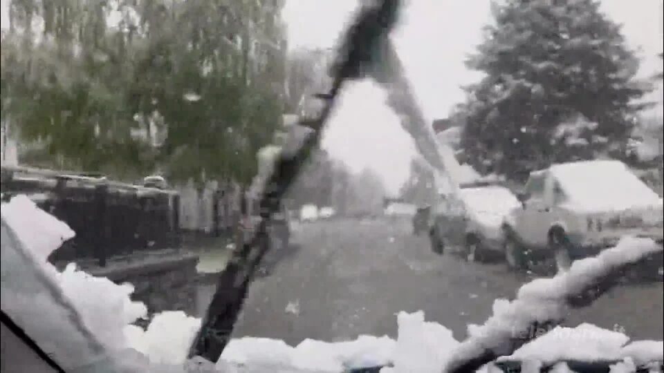Alta valle, un maggio invernale con neve a 1000 metri