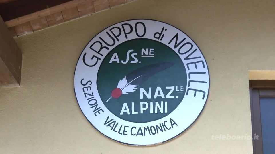 Salvato dalla discarica, il cappello alpino torna a casa