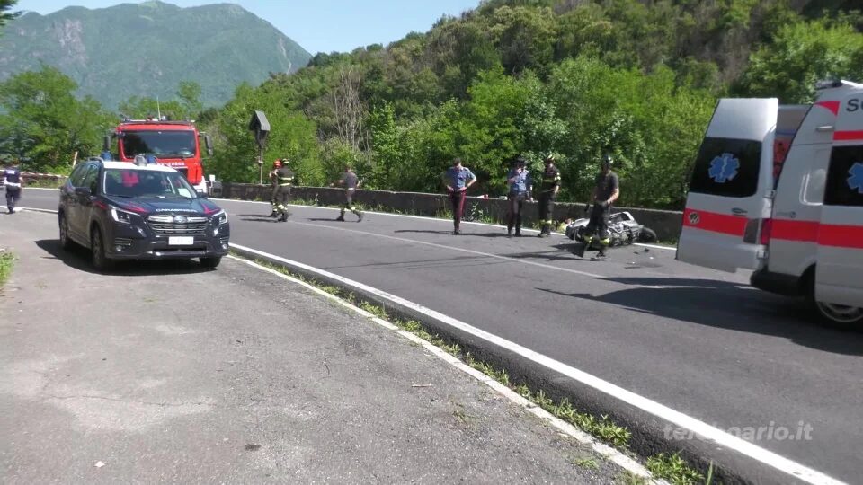 Martedì a Mazzunno i funerali di Luca Mioradelli; l’automobilista è stato arrestato per omicidio stradale